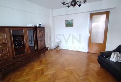 Apartament cu 3 camere decomandat în Foișorul de Foc