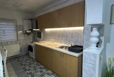 Apartament 3 camere de inchiriat-Vitrometan, Media? - 5