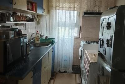 Apartament cu 2 camere decomandat în Buziașului - 2