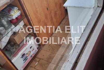 Apartament cu 4 camere decomandat în Central - 8