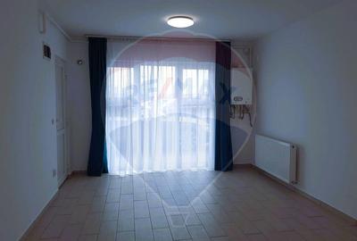 Spațiu comercial, de 22 mp, în Nord - 3