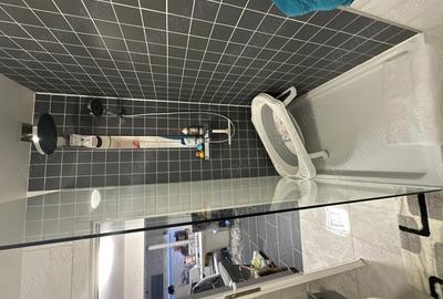 Apartament cu 3 camere decomandat în Central - 3