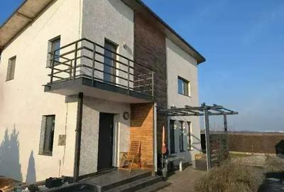 Casă în Strejnicu - 6