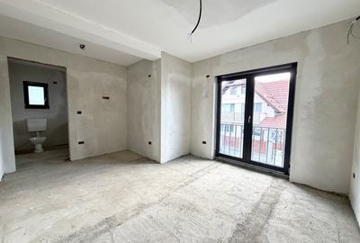 Duplex cu 4 camere cu Canalizare în Plopi - 5