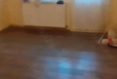 Apartament cu 2 camere decomandat în Central - 1