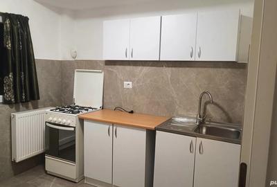 Inchiriez apartament - 2