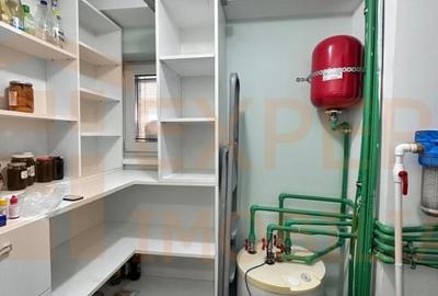 Proprietate deosebita, situata in zona Palazu Mare - 18