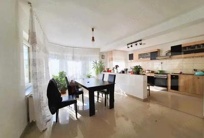 Casă cu 5 camere cu Teren 1000 Mp în Cojocna - 1