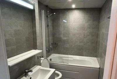 Apartament cu 2 camere decomandat în P-ța Unirii