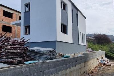 Casă individuală cu 4 camere cu Canalizare în Florești - 10