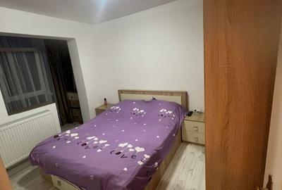 Apartament cu 3 camere semidecomandat în Craiovița Nouă - 6
