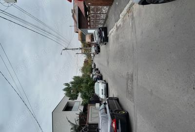 De vanzare 2 proprieta?i ie?ire pe 2 strazi Aparatori Patriei - 1