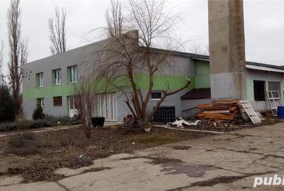 Spațiu comercial, de 10 mp, în Central - 3