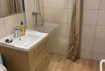 Apartament cu 3 camere decomandat în Granit - 10