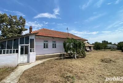 Casa + teren 860 mp HUSI - 1