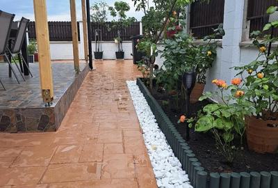 Casă cu Teren 190 Mp în Central - 1