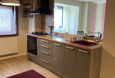 Apartament cu 2 camere decomandat în Circumvalațiunii - 7