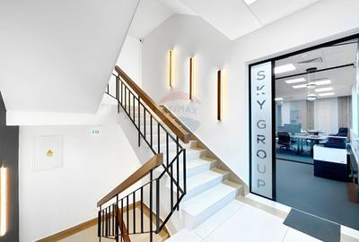 Spațiu comercial, de 617 mp, în Central - 20