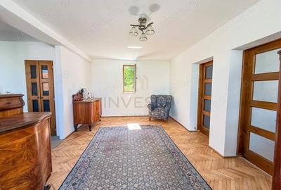 Apartament in vila, etajul 1, Zona Pasapoarte! Garaj inclus in pret!