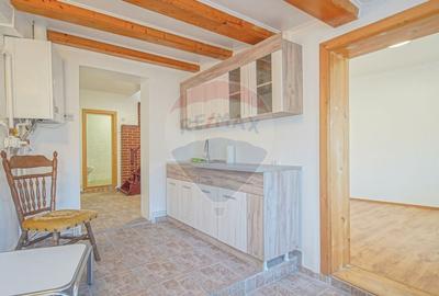 Comision 0% Casa singur in curte cartier Schei - 7