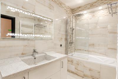 Apartament cu 3 camere decomandat în 13 Decembrie - 5