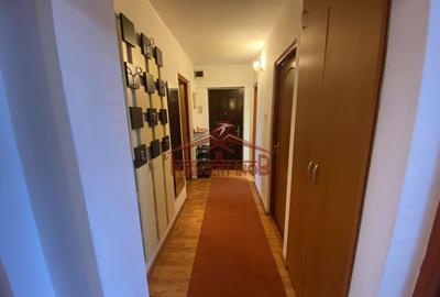 Apartament cu 3 camere decomandat, mobilat în Central - 9