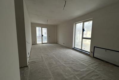 Apartament cu 3 camere semidecomandat în Florești - 2