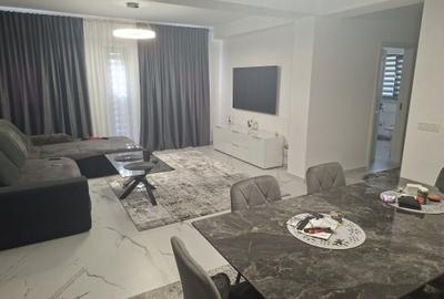 Casă cu 4 camere în Central - 2