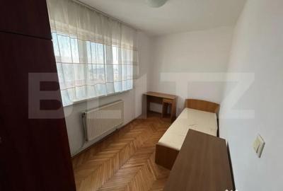 Apartament cu 4 camere decomandat în Cetate - 4