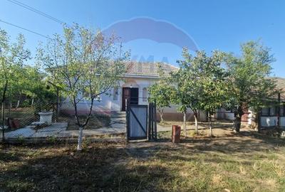 Casa / Vila cu 3 camere de vanzare - 4