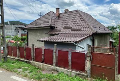 Casă cu 2 camere în Mociu - 5