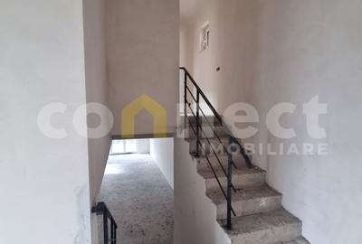 Duplex cu 5 camere cu Canalizare în Iris - 8