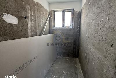 Casă cu 4 camere cu Teren 560 Mp în Tărtășești - 2