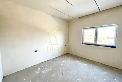 Duplex cu 5 camere, despărțit prin camera tehnica | Mosnita Noua - 5
