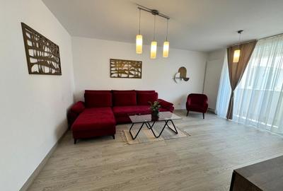 Apartament cu 3 camere decomandat, mobilat în Sud