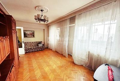 Apartament cu 3 camere decomandat, mobilat în Gară