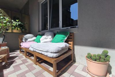 Apartament cu 3 camere semidecomandat în Armeneasca - 2