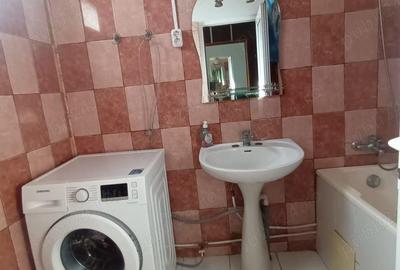 Inchriez apartament in vila valu traian - 7