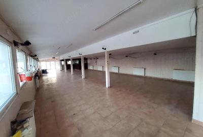 Spațiu comercial, de 200 mp, în Central - 5