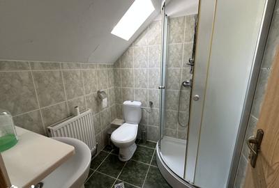 Casă cu 8 camere cu Teren 1110 Mp în Central - 4