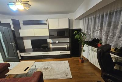 Se inchiriaza! Ap 2 camere , et 1 - 1