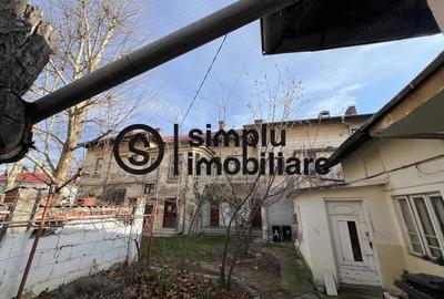 Spațiu comercial, de 500 mp, în Central - 7