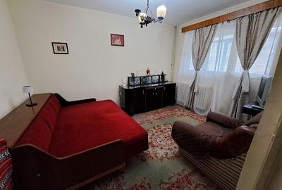 Apartament cu 4 camere decomandat în Central - 1