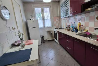 Apartament cu 3 camere decomandat în Brâncoveanu - 3