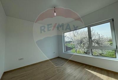 Casă individuală cu 4 camere în Nord - 18