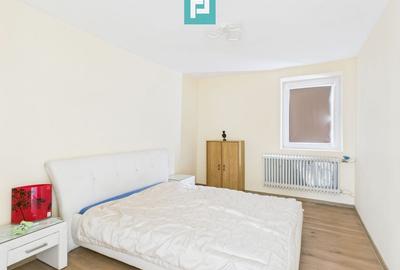 Casă cu 3 camere cu Teren 2067 Mp în Vărșand - 6