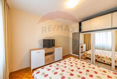 Apartament 3 camere de inchiriat in zona Ultracentral - 12