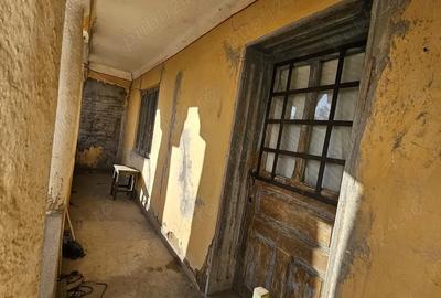 Casă cu Teren 1300 Mp în Băneasa - 2