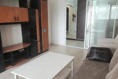 Apartament cu 3 camere decomandat, mobilat în Drumul Taberei