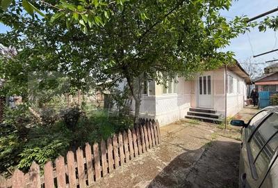Casă cu 4 camere cu Teren 520 Mp în Strejnicu - 13